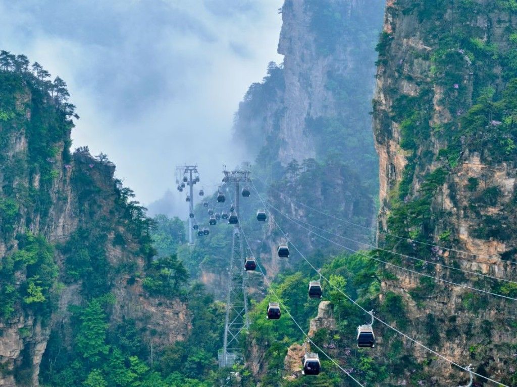 zhangjiajie-mountains-china-cable-car