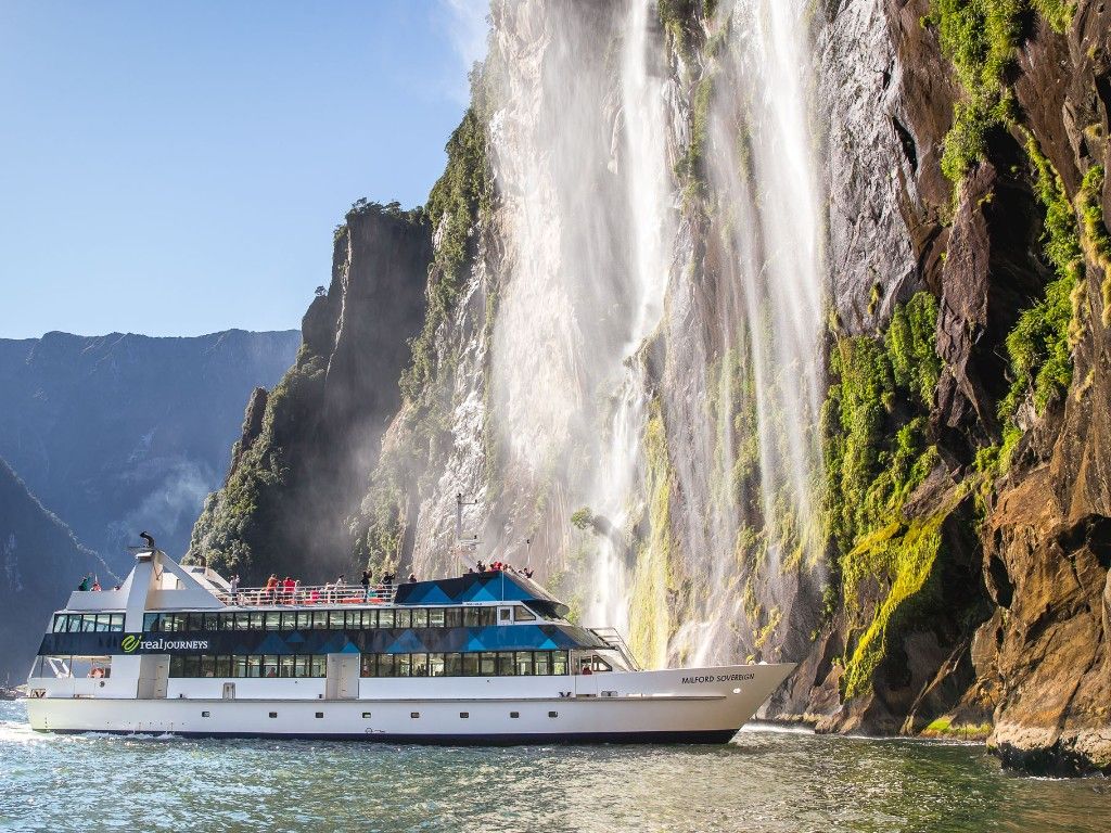 Milford Sound - Bowen Falls