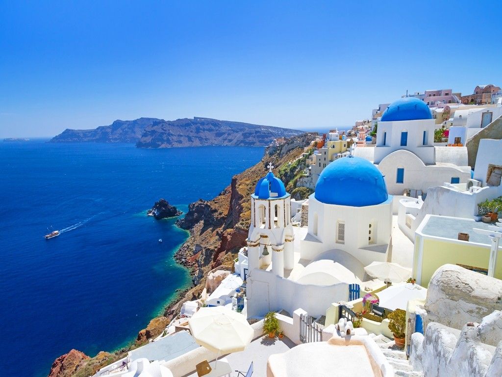 CAPTIVATING GREECE