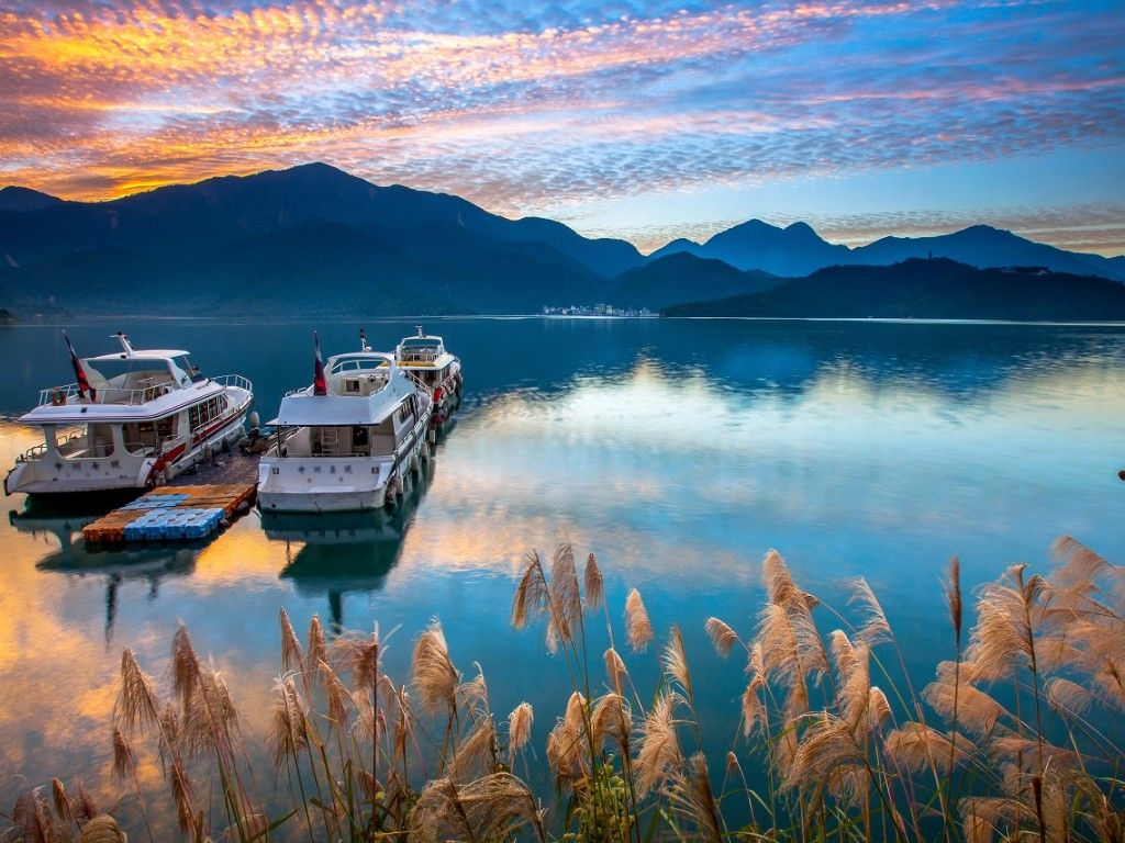 DISCOVER TAIWAN CULTURAL & NATURE